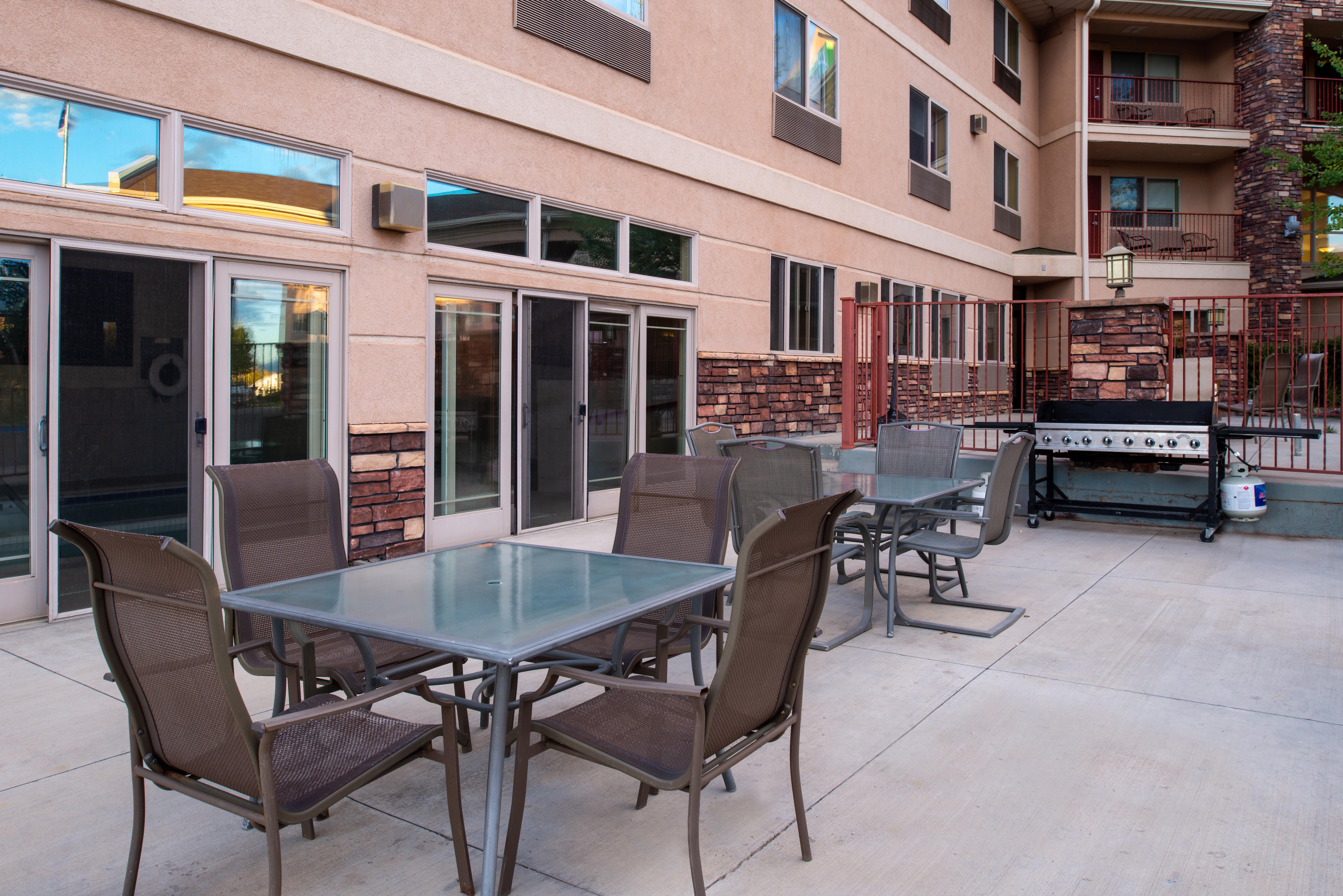Holiday Inn Express Hotel & Suites Gunnison By Ihg Exterior foto