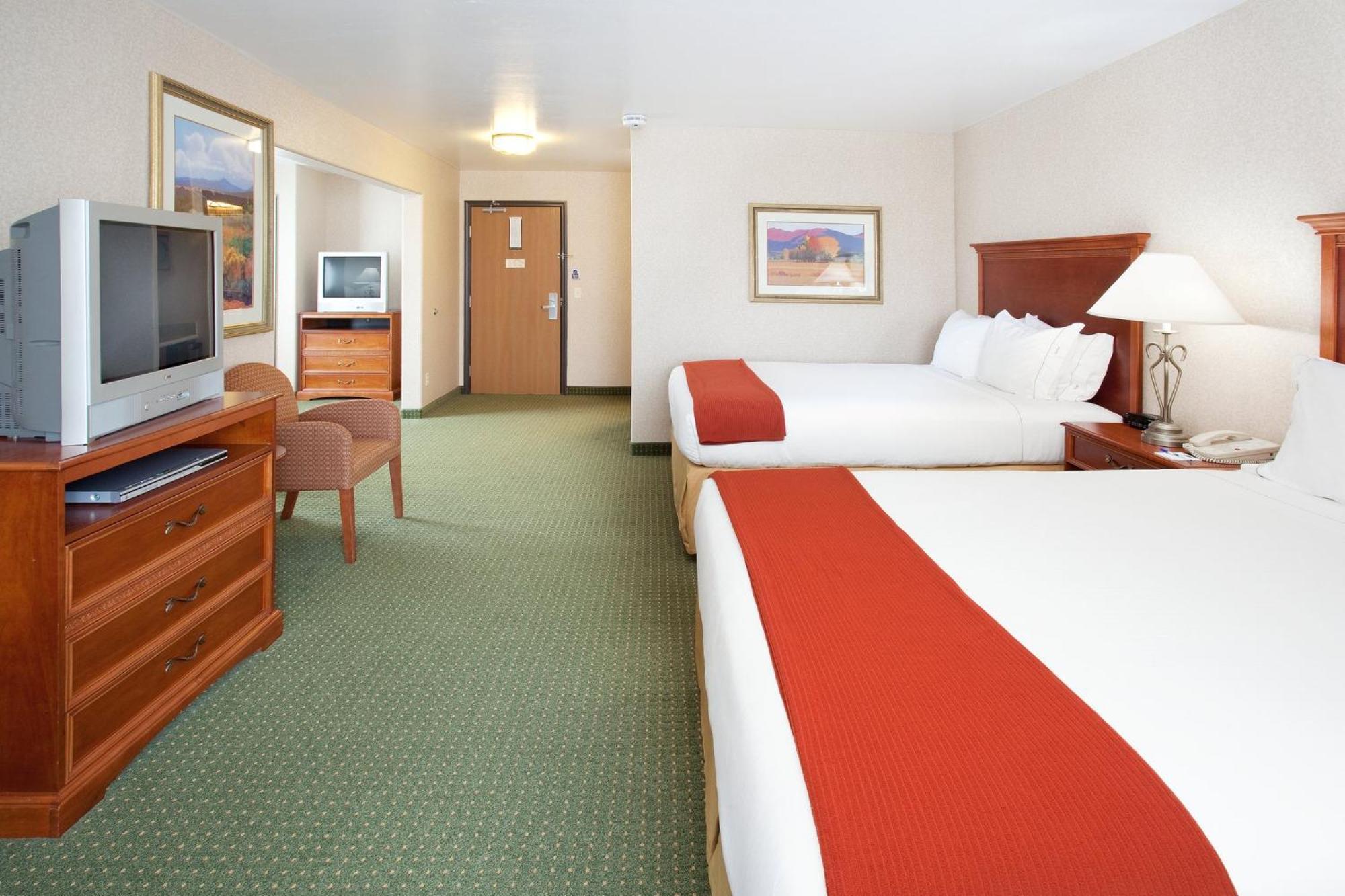Holiday Inn Express Hotel & Suites Gunnison By Ihg Exterior foto